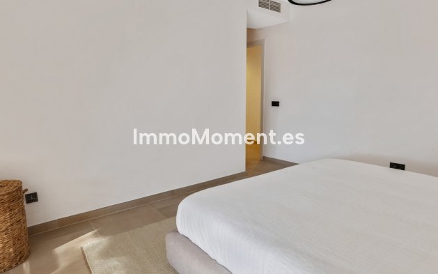 Revente - Appartement - Marbella - Nueva Andalucía