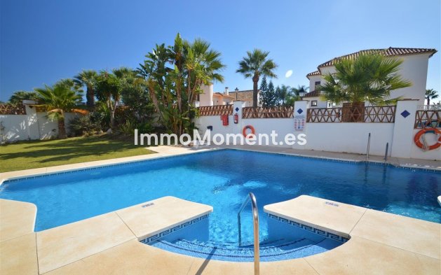 Resale - Apartment - Marbella - Las Chapas