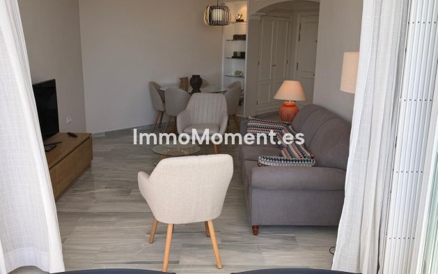Resale - Apartment - Marbella - Las Chapas
