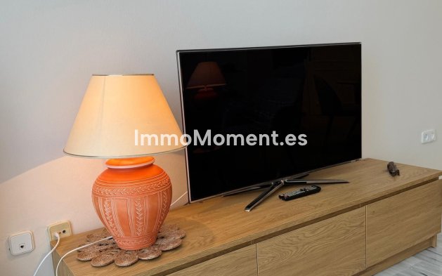 Resale - Apartment - Marbella - Las Chapas