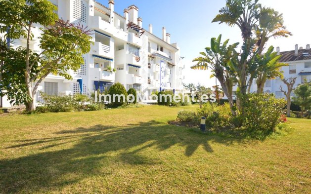 Resale - Apartment - Marbella - Las Chapas