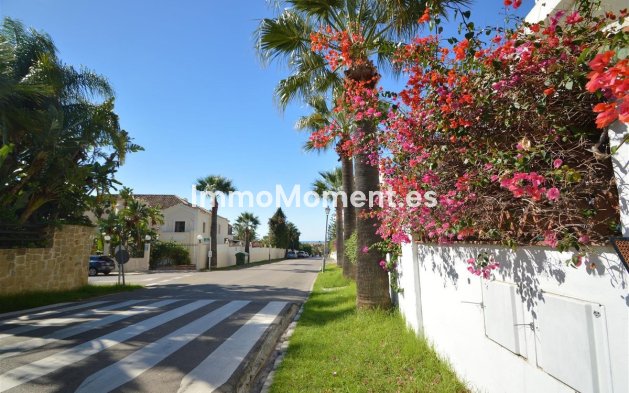 Resale - Apartment - Marbella - Las Chapas