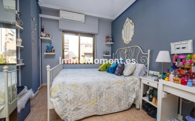 Wiederverkauf - Wohnung - Torrevieja - Torrevieja Centro