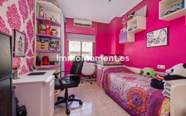 Wiederverkauf - Wohnung - Torrevieja - Torrevieja Centro