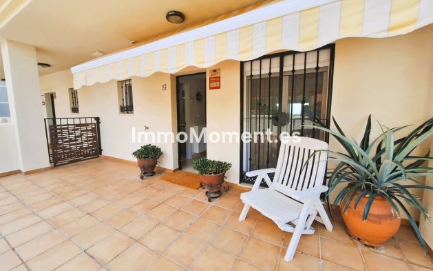 Resale - Apartment - Marbella - Elviria