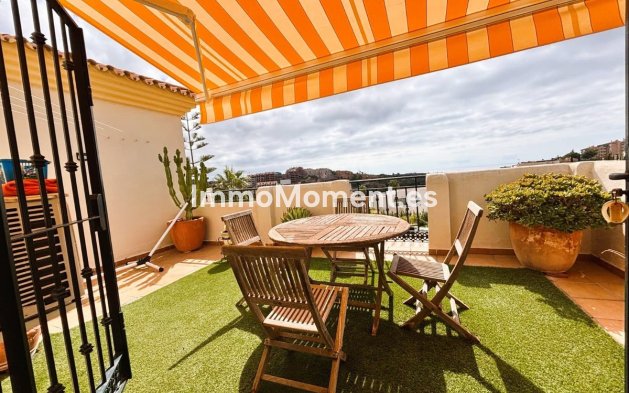 Resale - Apartment - Marbella - Elviria