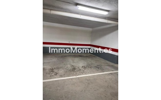 Resale - Apartment - Marbella - Elviria