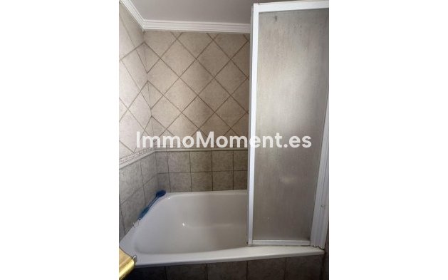 Revente - Maison mitoyenne - Estepona  - Estepona Centro