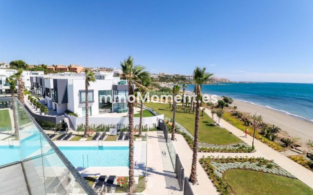 Wiederverkauf - Reihenhaus - Estepona  - Estepona Centro