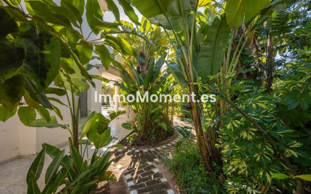 Wiederverkauf - Villa - Marbella - Marbesa