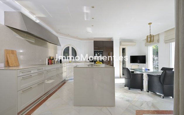 Wiederverkauf - Villa - Marbella - Marbesa