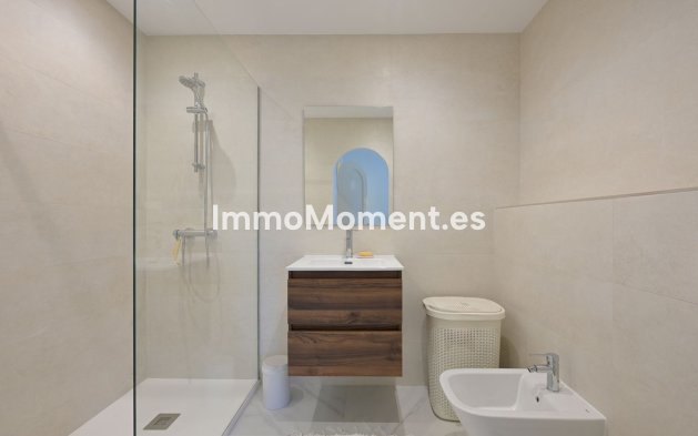 Wiederverkauf - Villa - Marbella - Marbesa