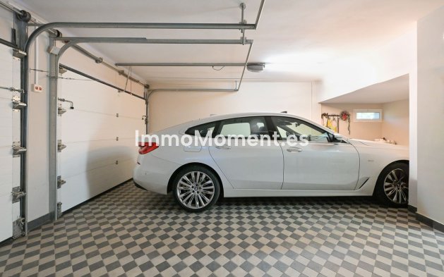 Wiederverkauf - Villa - Marbella - Marbesa