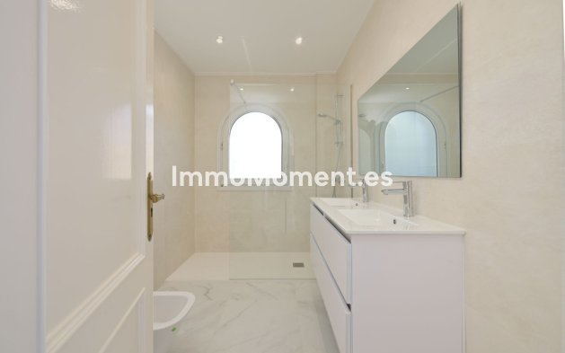 Wiederverkauf - Villa - Marbella - Marbesa