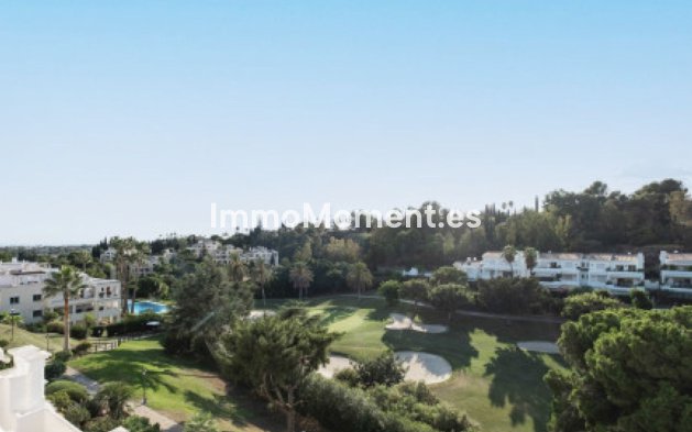 Resale - Apartment - Benahavís - La Quinta