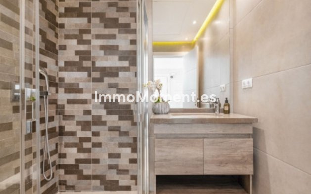 Resale - Apartment - Benahavís - La Quinta