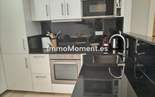 Resale - Apartment - Benahavís - La Quinta