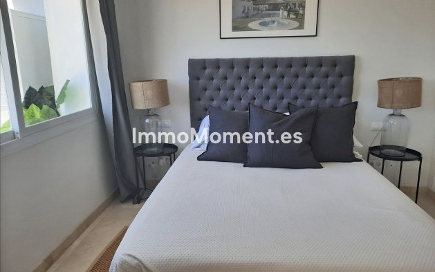 Resale - Apartment - Benahavís - La Quinta