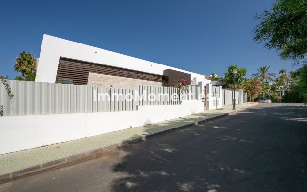 Wiederverkauf - Villa - Marbella - Marbesa