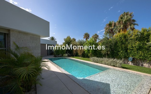 Wiederverkauf - Villa - Marbella - Marbesa