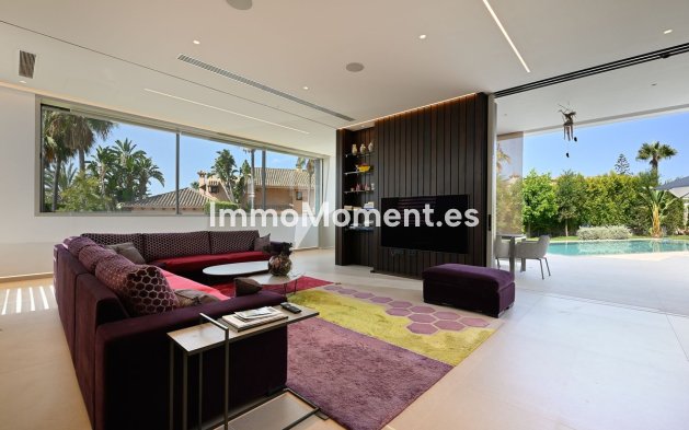 Wiederverkauf - Villa - Marbella - Marbesa