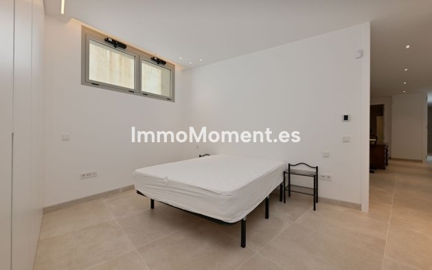 Wiederverkauf - Villa - Marbella - Marbesa