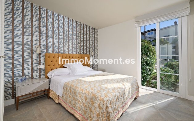 Revente - Appartement - Marbella - Elviria