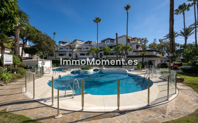 Revente - Appartement - Marbella - Elviria