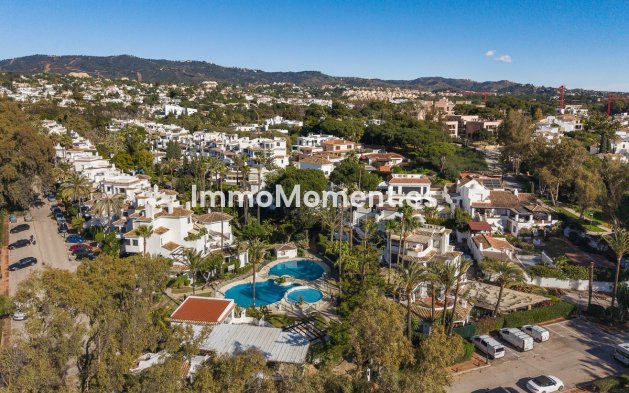 Revente - Appartement - Marbella - Elviria