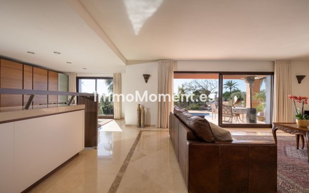 Resale - Villa - Marbella - Marbesa