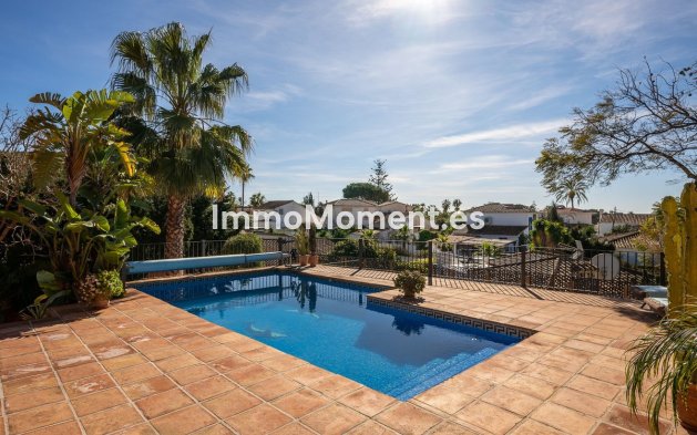 Resale - Villa - Marbella - Marbesa