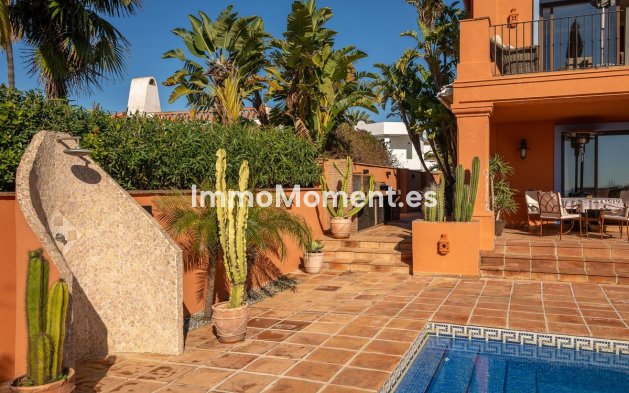 Resale - Villa - Marbella - Marbesa