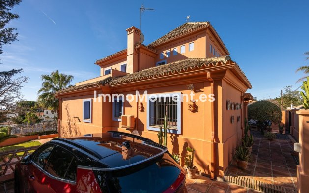 Resale - Villa - Marbella - Marbesa