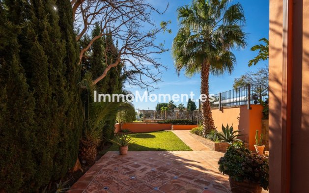 Resale - Villa - Marbella - Marbesa