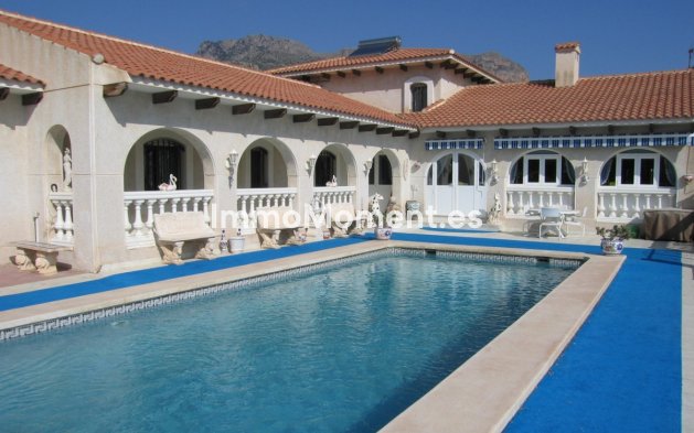 Resale - Country house - La Nucía - La Nucia Centro