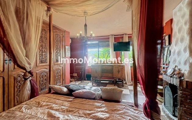 Revente - Maison de campagne - Intérieur                       - Monda