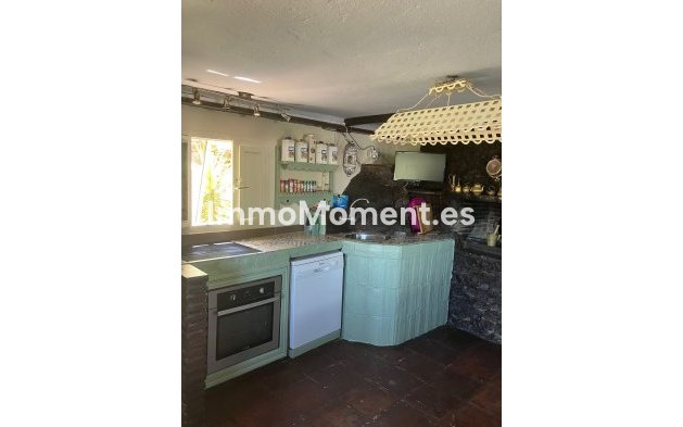 Revente - Maison de campagne - Intérieur                       - Monda