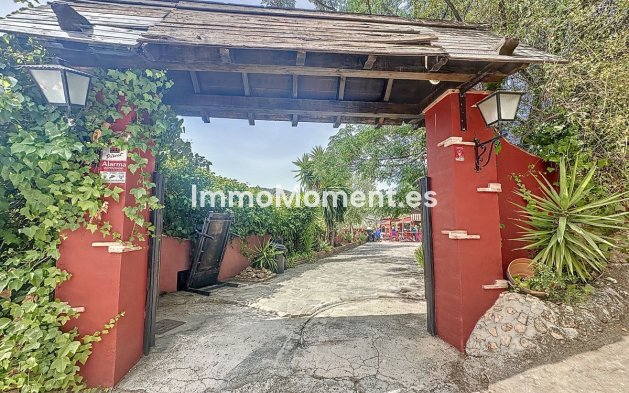 Revente - Maison de campagne - Intérieur                       - Monda