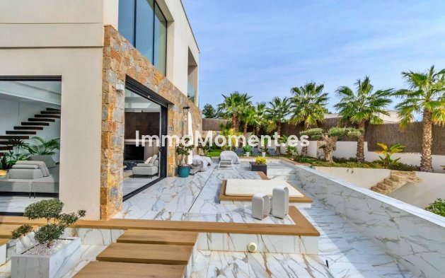 Wiederverkauf - Villa - Orihuela - Las Colinas Golf