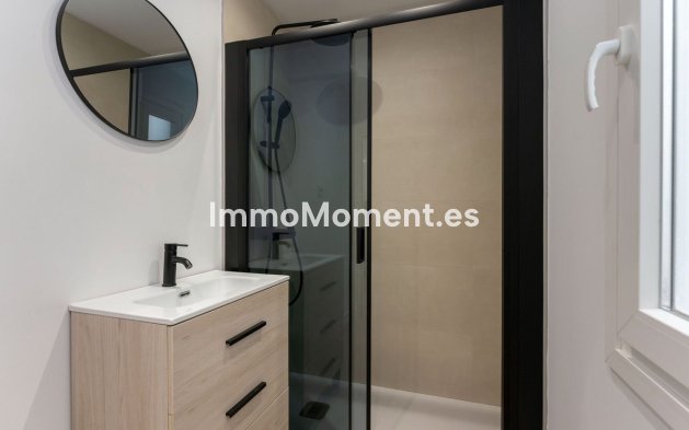 Wiederverkauf - Reihenhaus -   Inländisch - Monda