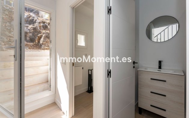 Wiederverkauf - Reihenhaus -   Inländisch - Monda