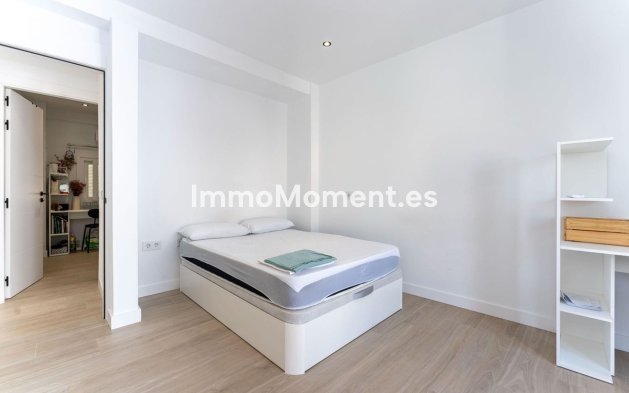 Wiederverkauf - Reihenhaus -   Inländisch - Monda