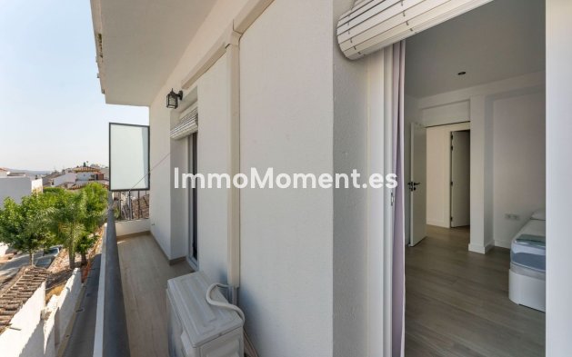 Wiederverkauf - Reihenhaus -   Inländisch - Monda