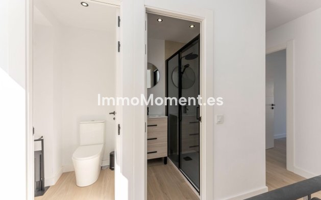 Wiederverkauf - Reihenhaus -   Inländisch - Monda