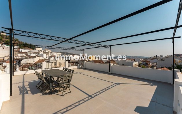 Wiederverkauf - Reihenhaus -   Inländisch - Monda