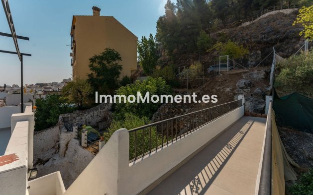 Wiederverkauf - Reihenhaus -   Inländisch - Monda