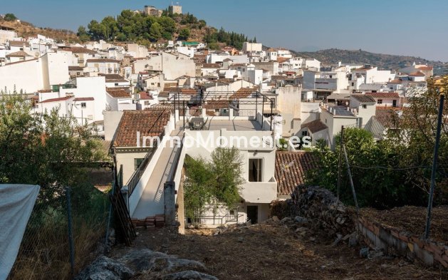 Wiederverkauf - Reihenhaus -   Inländisch - Monda