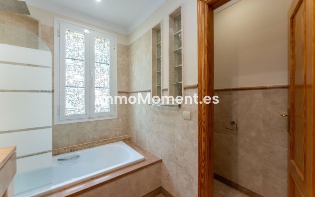 Resale - Villa - Mijas - Mijas Centro