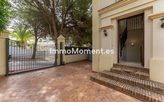 Resale - Villa - Mijas - Mijas Centro