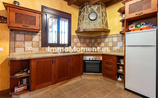 Reventa - Casa de campo - Interior  - Coín